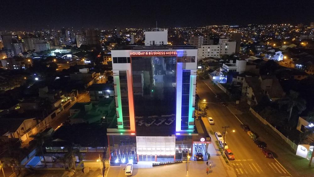 Holiday & Business Hotel - Em Frente Ao Centro De Eventos E Arena Conda Chapecó Extérieur photo
