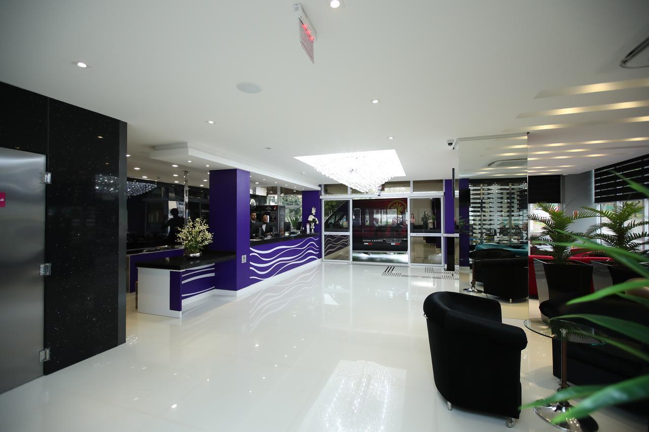Holiday & Business Hotel - Em Frente Ao Centro De Eventos E Arena Conda Chapecó Extérieur photo